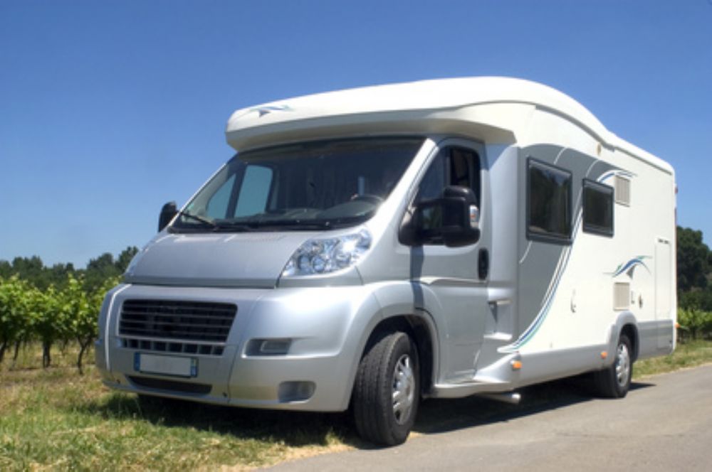 Auto, moto ou camping-car, choisissez la meilleure assurance<br/>avec votre courtier assurance � Nantes